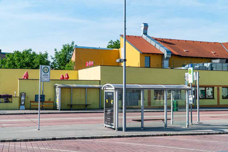 Busbahnhof 04