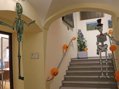 Halloween Gruselspaß Im Gemeindeamt (2)