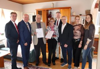 Mach Eleonore Und Josef