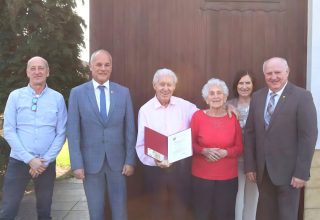 Design ohne Titel - 1